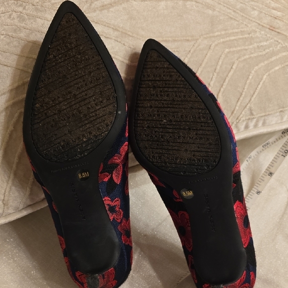 Alex Marie Black and Red Floral Heels - Picture 13 of 16